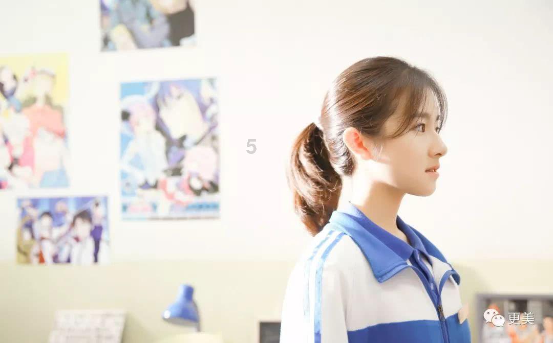 迷路的可爱男孩