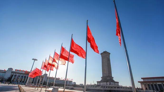 逃离空旷大街